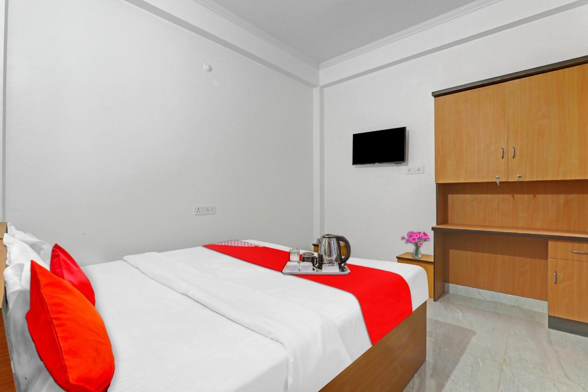 Hotel O Sai Galaxy Hotel & Restaurant Kanpur Dış mekan fotoğraf