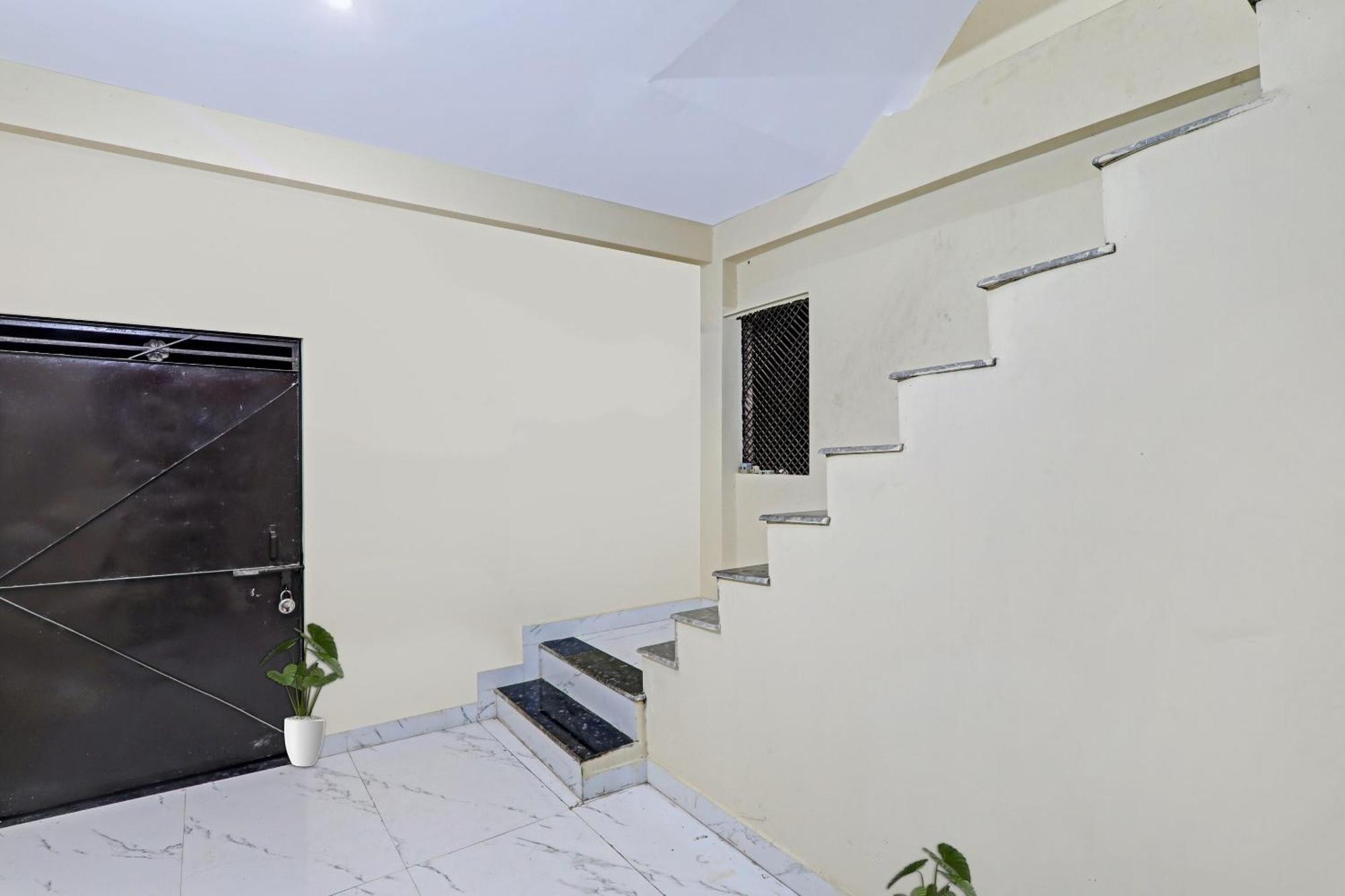 Hotel O Sai Galaxy Hotel & Restaurant Kanpur Dış mekan fotoğraf