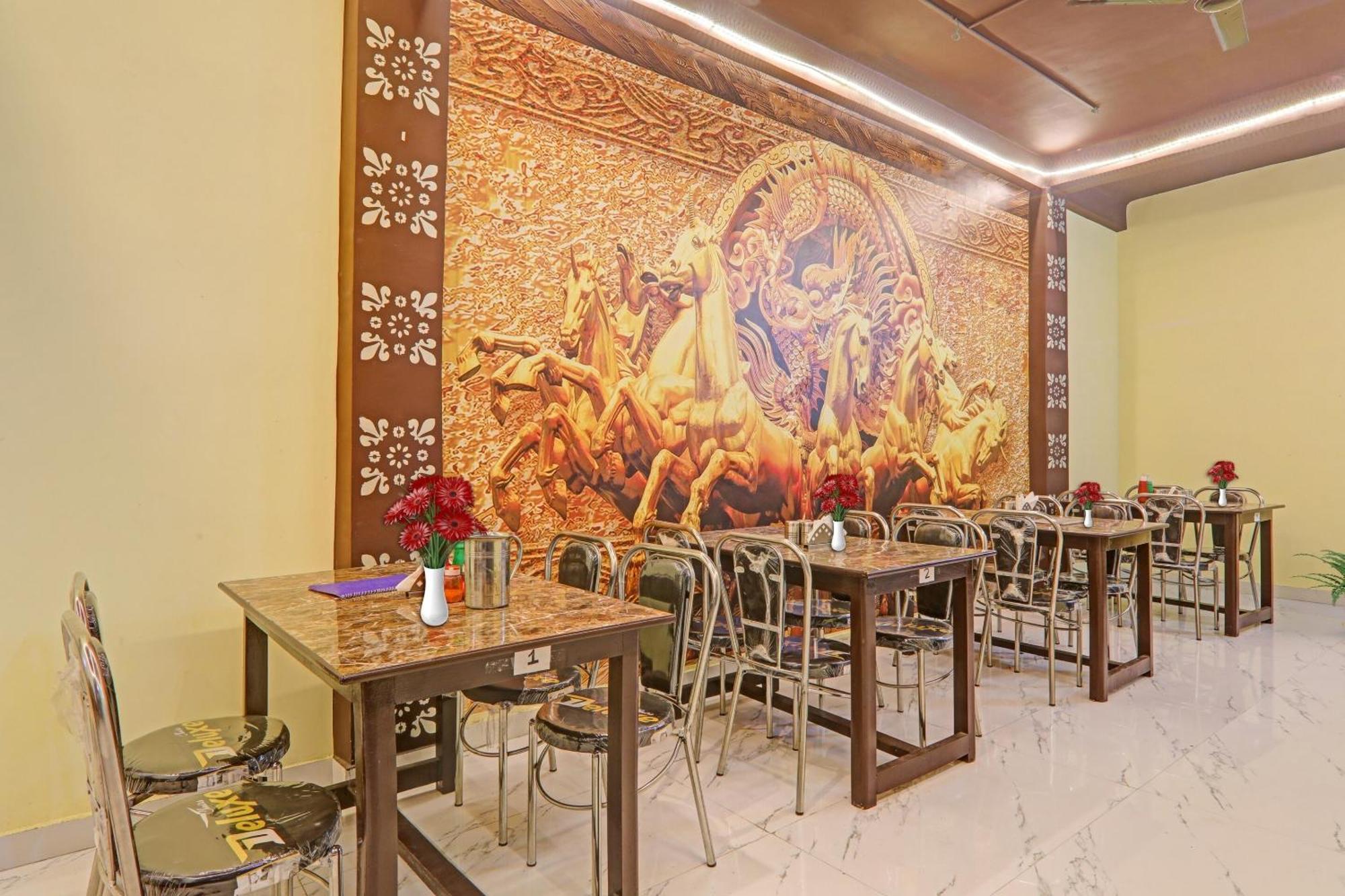 Hotel O Sai Galaxy Hotel & Restaurant Kanpur Dış mekan fotoğraf